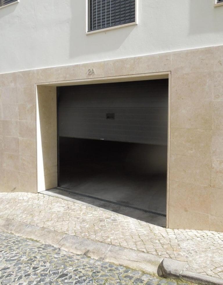 Charming Equipped Ac Lift Parking 4p Apartamento